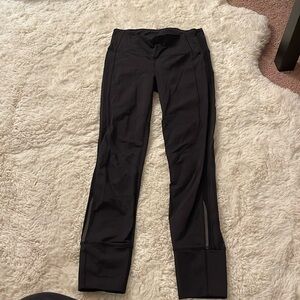 lululemon size 4 leggings with mesh